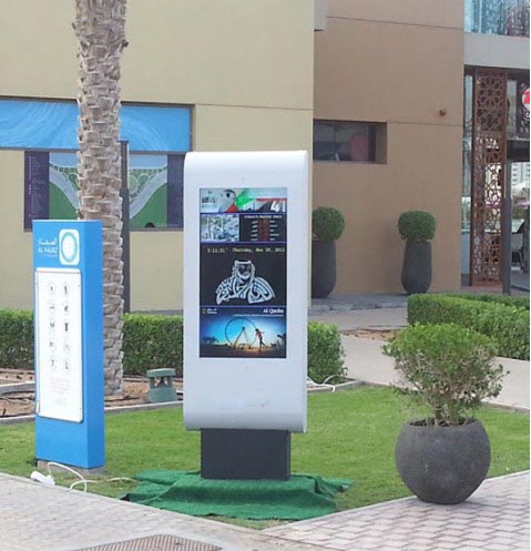Advertising machine engineering case, outdoor advertising machine, advertisement machine use